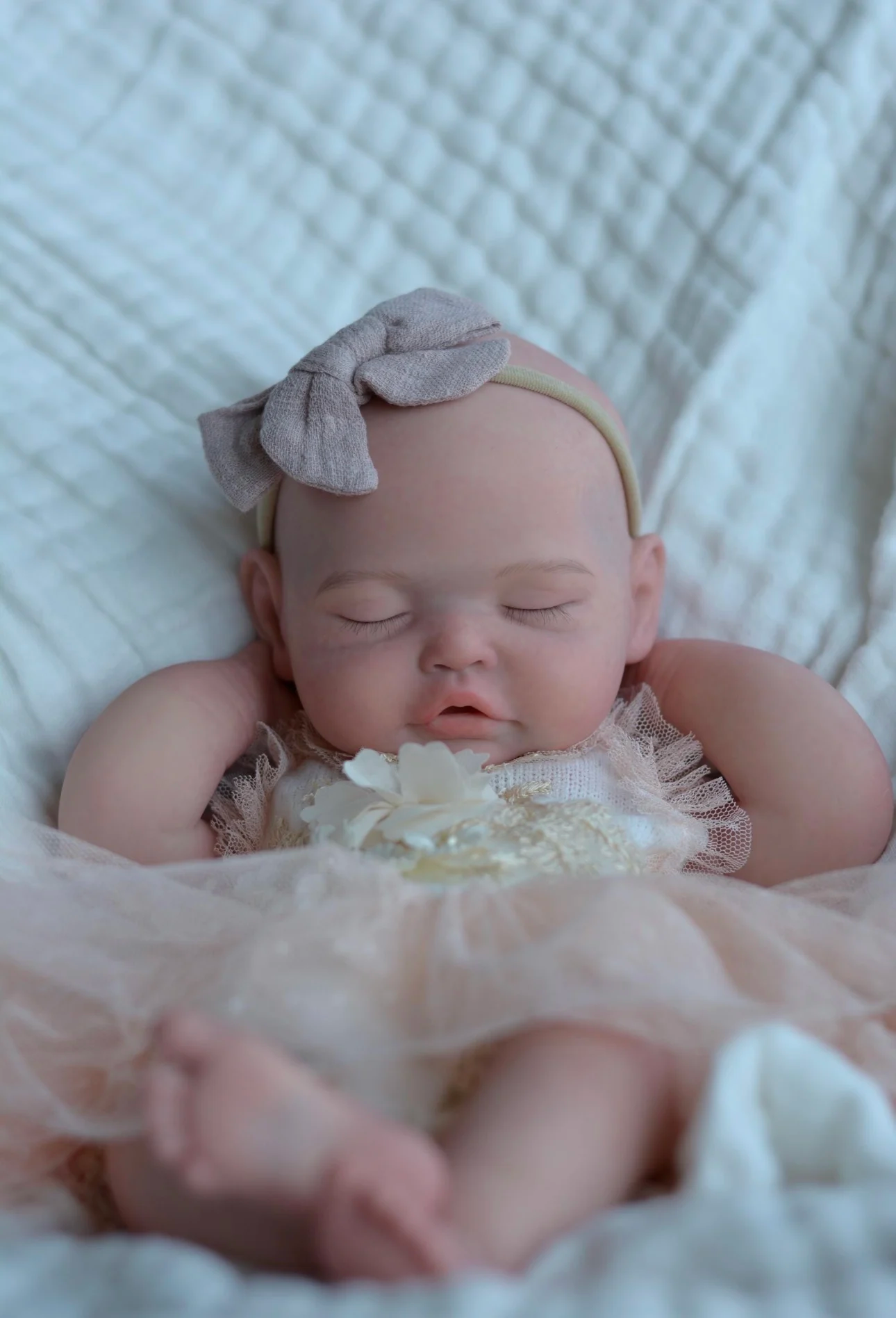 Baby Clara β 18-Inch Full Solid Silicone Reborn Girl Doll | Washable Lifelike Newborn with Open Mouth, Painted Skin & Pink Outfit πΆπ