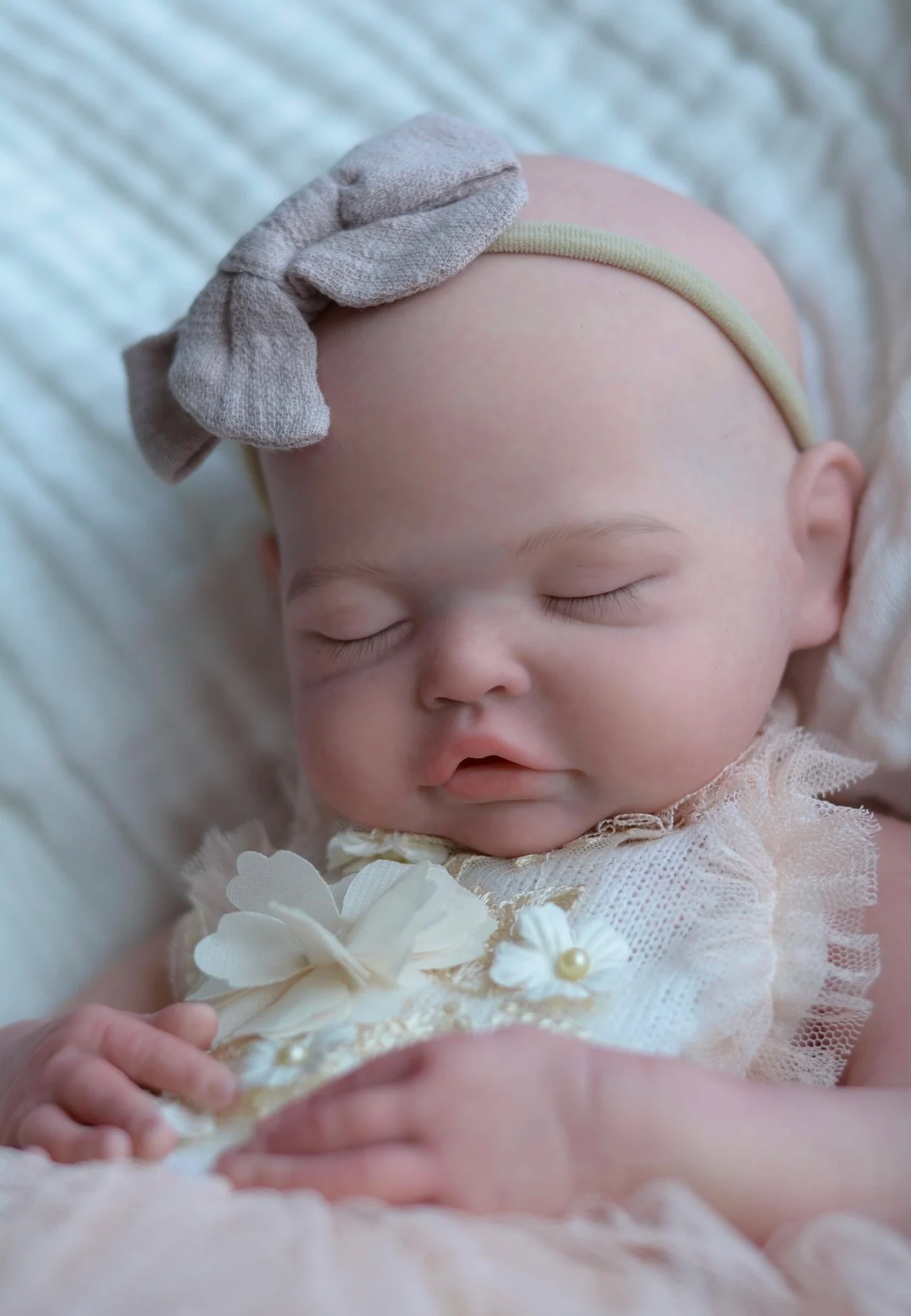 Baby Clara β 18-Inch Full Solid Silicone Reborn Girl Doll | Washable Lifelike Newborn with Open Mouth, Painted Skin & Pink Outfit πΆπ