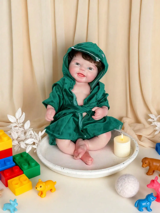 🦖 Meet Baby Saskia Emmy –  full-body silicone reborn boy The Little Dino Dreamer! 👶💚✨